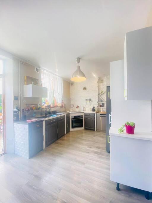 Cocon Familial Apartman Laon Kültér fotó